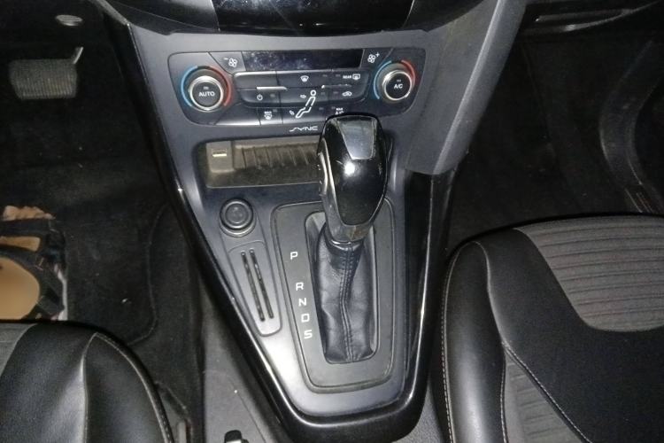 Used Ford Focus 2015 Sedan 1.6L Automatic Trend Model
