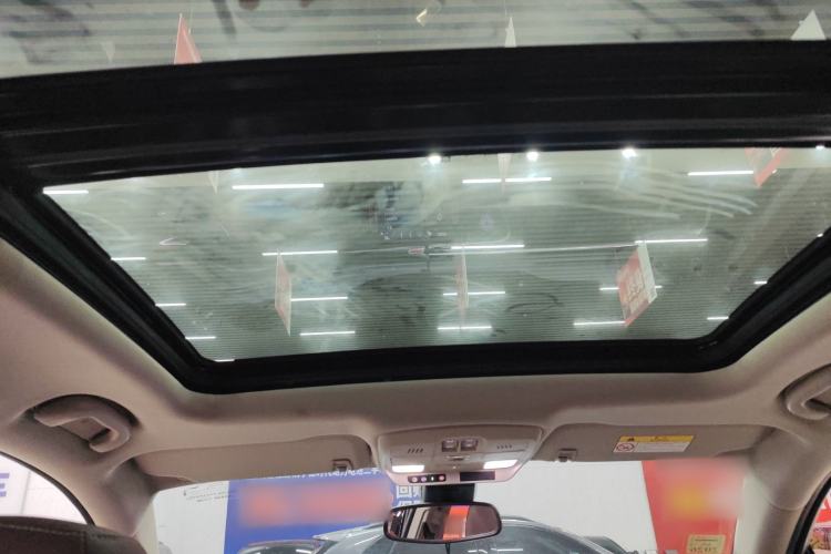 Used Buick Envision 2018 28T Four-Wheel Drive Luxury Model
