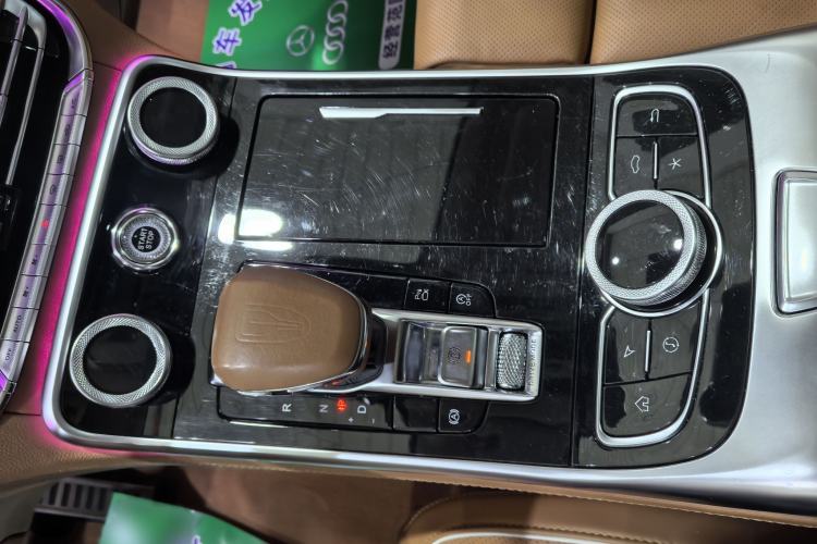 Used Hongqi H9 2020 2.0T Smart Connect Flagship Edition
