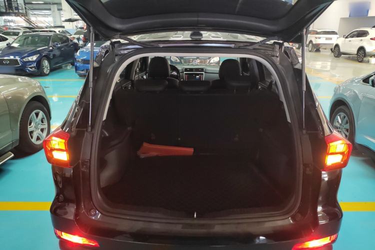 Used Haval M6 2019 1.5T DCT Two-Wheel Drive Value Edition China VI Standard
