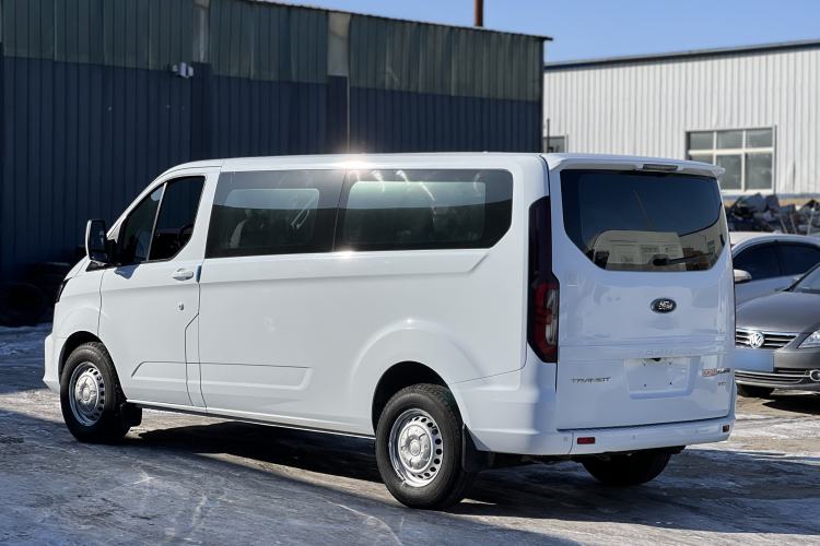 Used Ford Transit 2023 2.0T Diesel Manual Commercial & Travel Version Mid-axle Low-roof Design 7/8/9-Seater
