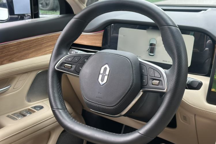 Used Hima AITO M5 2023 Extended-Range Rear-Drive Standard Version
