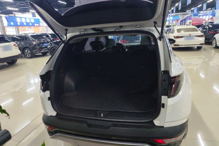 Used Hyundai Tucson 2023 Tucson L 1.5T Automatic Two-Wheel Drive DLX Luxury Edition
