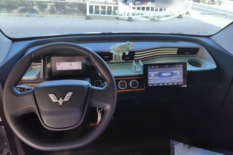 Used Wuling Hongguang MINIEV 2022 Easy Version Lithium-NMC
