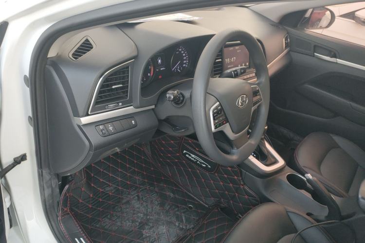 Used Hyundai Elantra 2016 1.6L Automatic ZhiXuan – Elite Version
