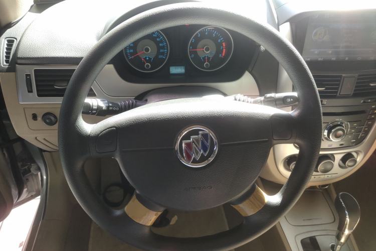 Used Buick Excelle 2013 1.5L Automatic Classic Model
