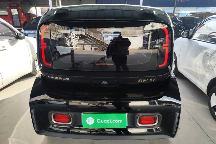 Used Baojun KiWi EV 2022 Artist Lite Edition Lithium Iron Phosphate
