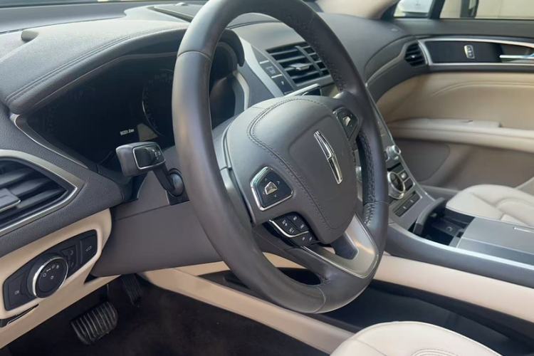 Used Lincoln MKZ 2019 2.0T Luxury Edition China VI
