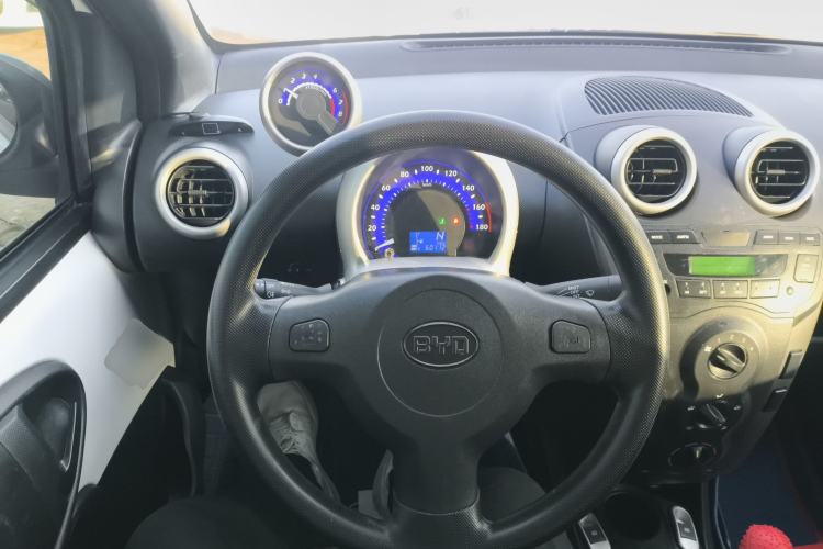 Used BYD F0 2015 1.0L AMT XuanKu Model
