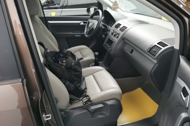 Used Volkswagen Touran 2013 1.4T Manual Fashion Edition 5 Seats
