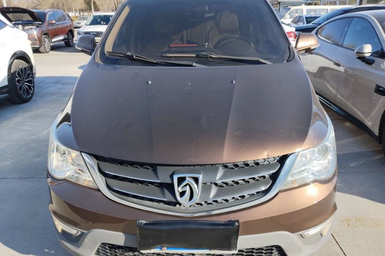 Used Baojun 730 2014 1.5L Manual Luxury Navigation ESP Version 7 Seats
