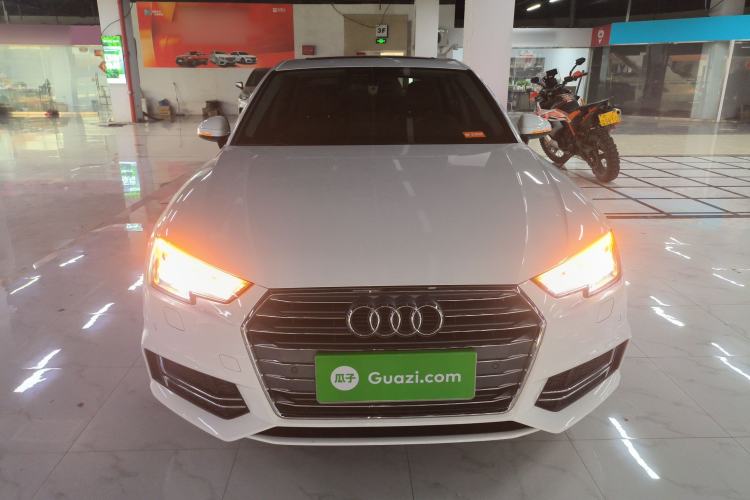 Used Audi A4L 2018 30th Anniversary Edition 40 TFSI Fashion Model