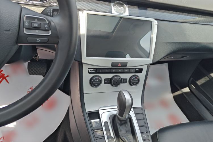 Used Volkswagen Magotan 2015 Revised Version 2.0 TSI Luxury Edition
