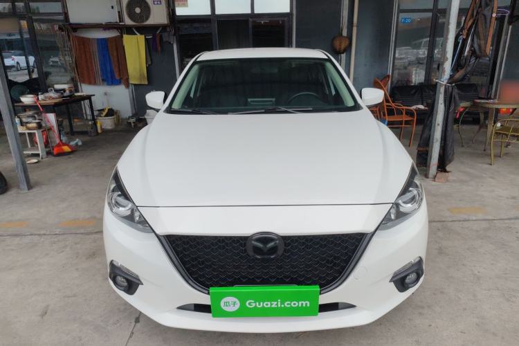 Used Mazda Mazda 3 Axela 2016 Sedan 1.5L Automatic Comfort Model

