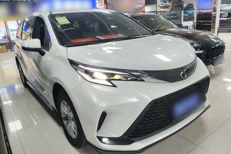 Used Toyota Granvia 2024 2.5L Hybrid Comfort Edition
