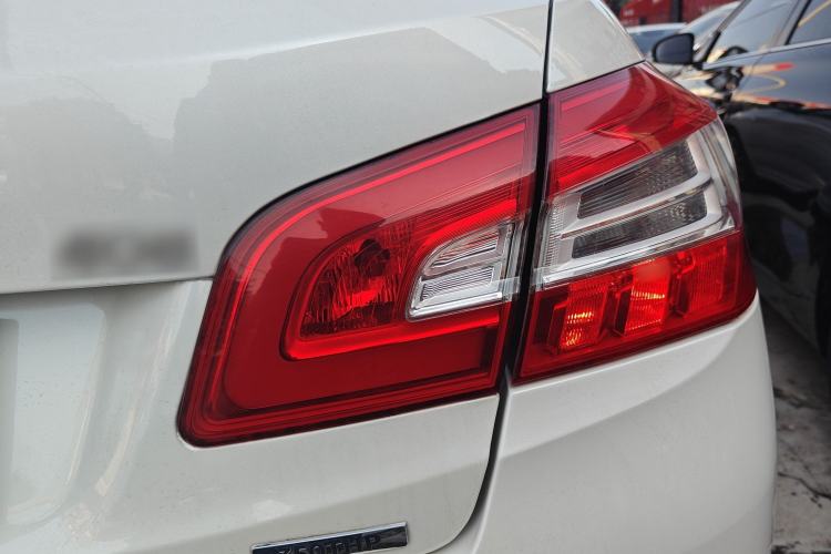 Used Peugeot 408 2018 Revised 350THP Automatic Luxury Edition
