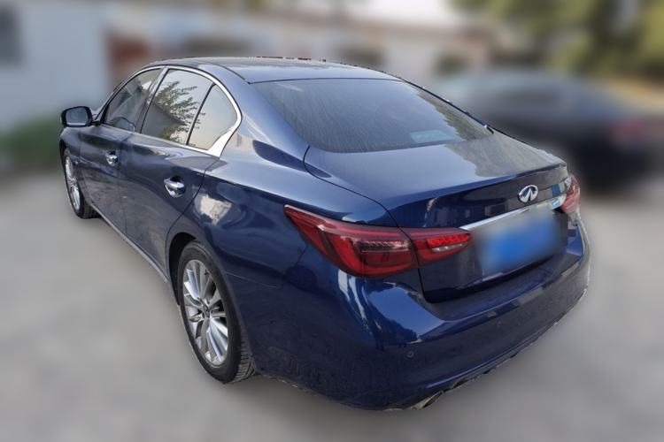Used Infiniti Q50L 2018 2.0T Enjoyment Version China VI Standard