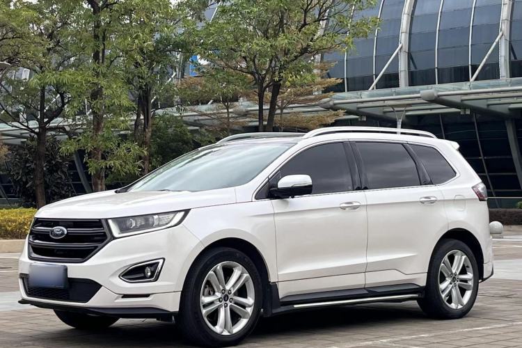 Used Ford Edge 2017 EcoBoost 245 Two-Wheel-Drive Sporty 7-Seater
