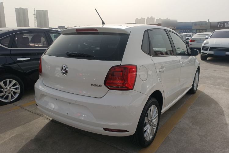 Used Volkswagen Polo 2014 1.4L Automatic Comfort Edition
