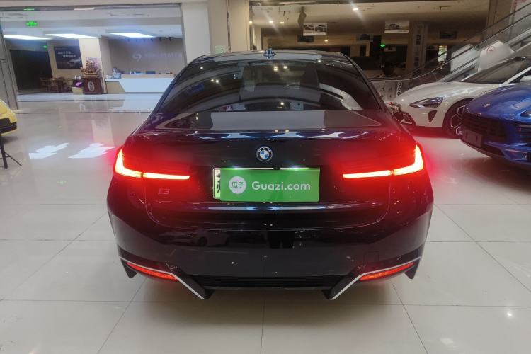 Used BMW i3 2023 eDrive 40 L Midnight Sports Package
