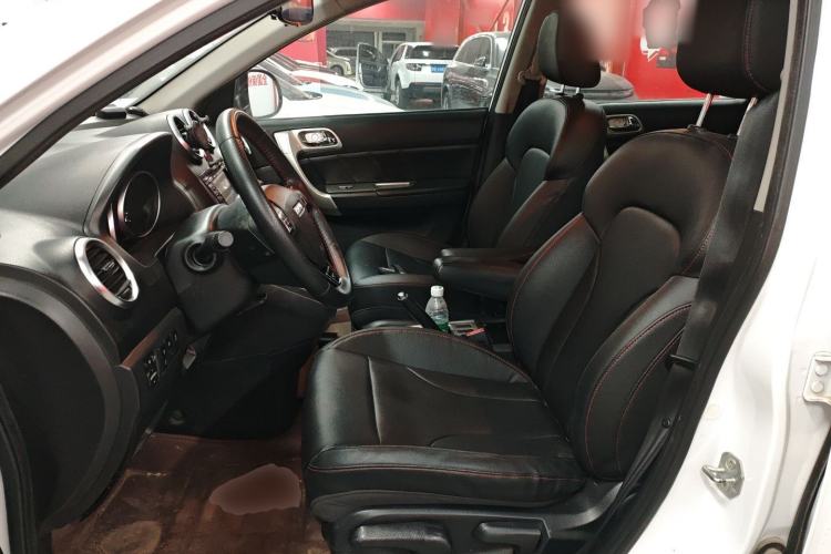 Used Haval H6 2016 Upgraded Model 1.5T Automatic Two-Wheel Drive Elite Version
