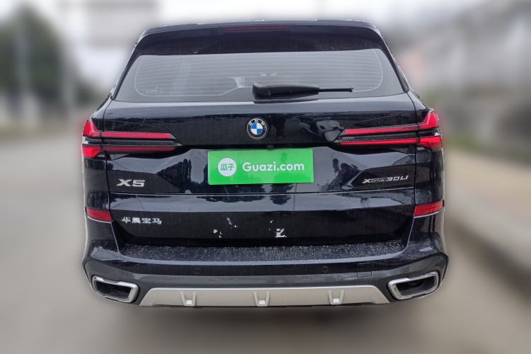 Used BMW X5 2023 xDrive 30Li Luxury M Sport Package