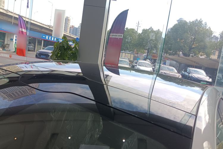 Used Hima Luxeed S7 2024 Pro Model
