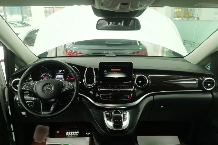 Used Mercedes-Benz V-Class 2017 V 260 Prestige Edition
