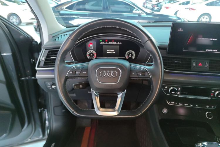 Used Audi Q5L 2022 40T Luxury Dynamic Model
