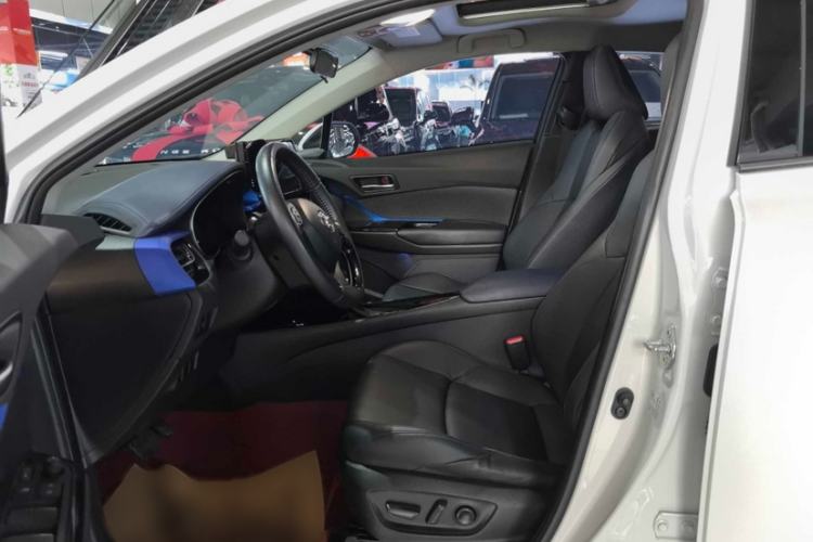 Used Toyota C-HR 2023 2.0L Luxury Edition
