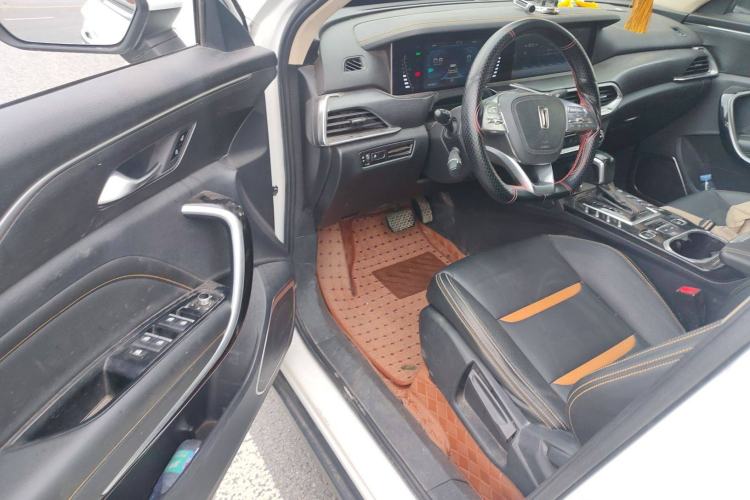 Used Bestune T77 2019 230 TID Automatic Luxury Version China VI Emission Standard
