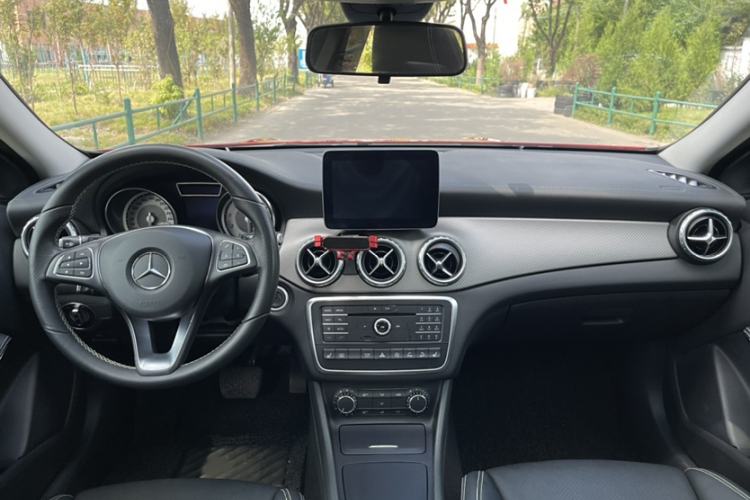 Used Mercedes-Benz GLA 2016 GLA 220 4MATIC Fashion Edition