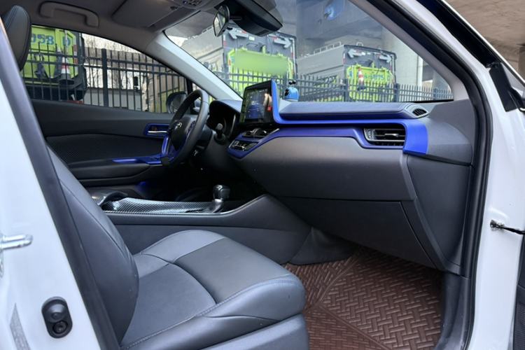 Used Toyota C-HR 2021 2.0L Luxury Edition
