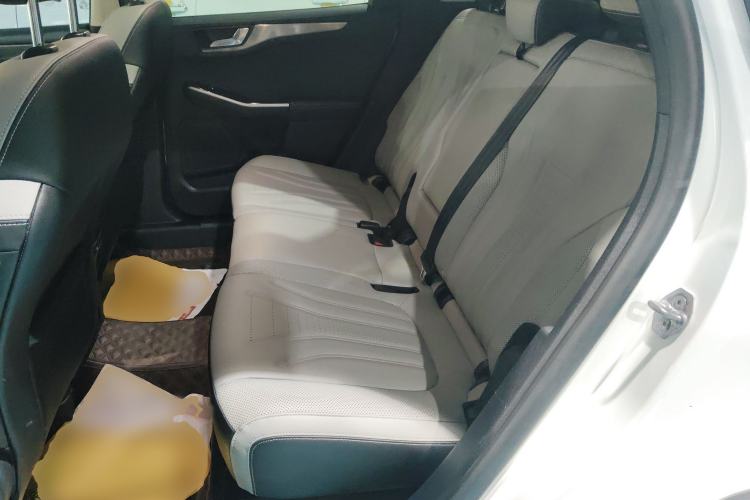 Used Ford Escape 2020 EcoBoost 245 Two-Wheel-Drive Titanium Edition
