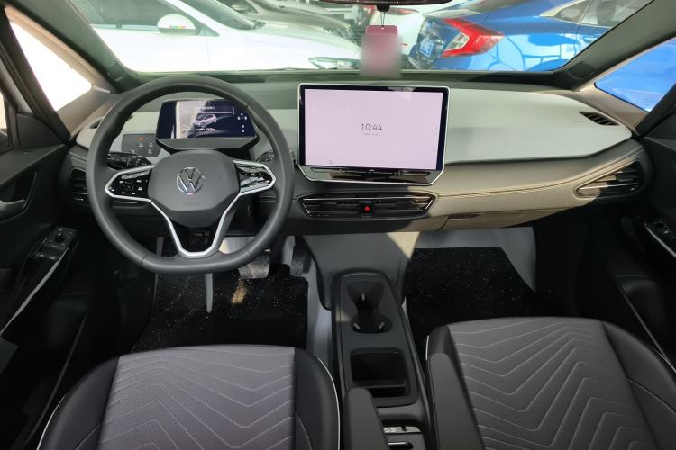 Used Volkswagen ID.3 2025 Smart Version Pure & Intelligent Enjoyment Edition
