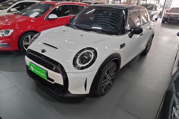 Used  MINI 2023 Facelift 2.0T COOPER S Artist Five-Door Edition
