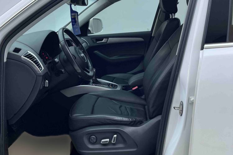 Used Audi Q5 2015 40 TFSI Technology Edition
