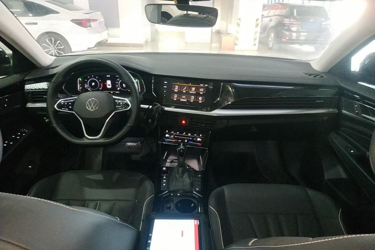 Used Volkswagen Passat 2024 380TSI Starry Dragon Edition
