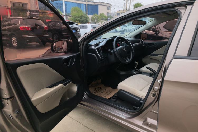 Used Honda Greiz 2016 1.5L Manual Classic Edition
