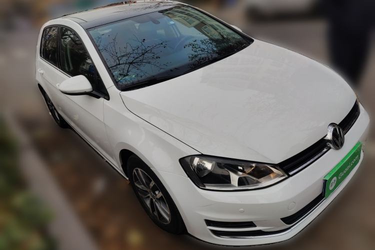 Used Volkswagen Golf 2016 230TSI Automatic Luxury Version
