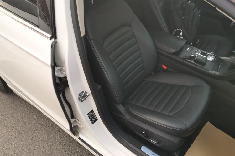 Used Ford Mondeo 2017 EcoBoost 180 Stylish Model
