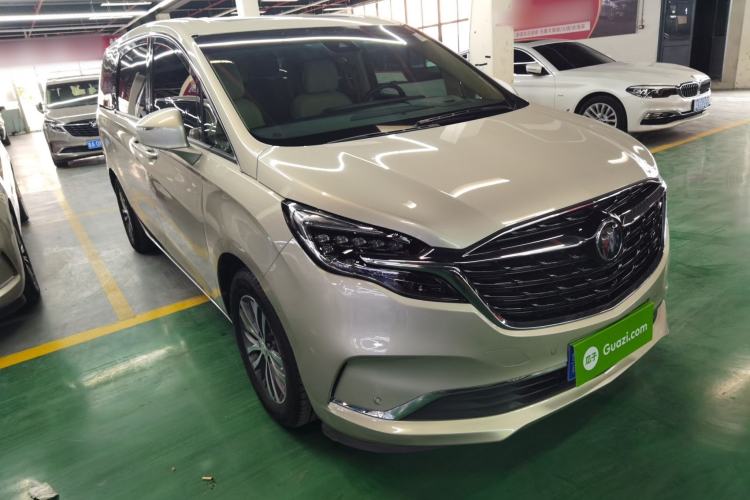 Used Buick GL8 2022 ES Landtrek 653T Luxury Edition