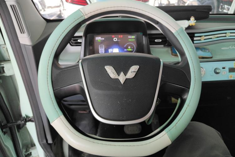 Used Wuling Hongguang MINIEV 2021 Macaron Premium Model – Lithium Iron Phosphate