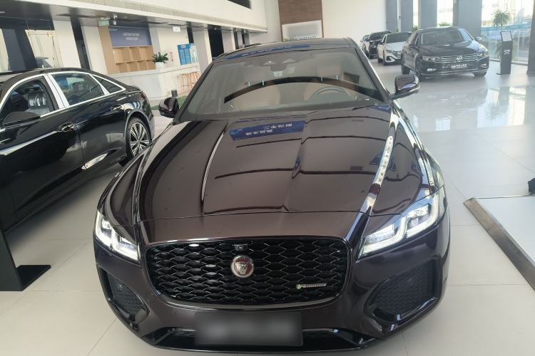 Used Jaguar XFL 2021 XFL 2.0T P250 All-Wheel-Drive Shimmering Black Sport Edition
