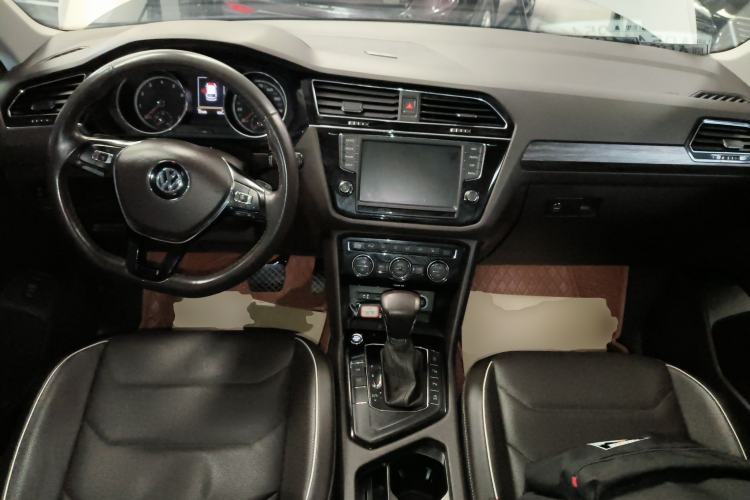 Used Volkswagen Tiguan L 2017 330TSI Automatic Two-Wheel Drive Flagship Edition
