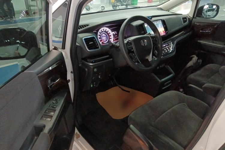 Used Honda Odyssey 2018 2.4L Comfort Version
