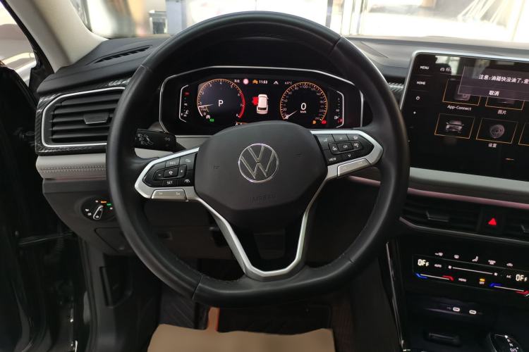 Used Volkswagen Tayron 2023 280TSI Two-Wheel-Drive Luxury Plus Advanced Version
