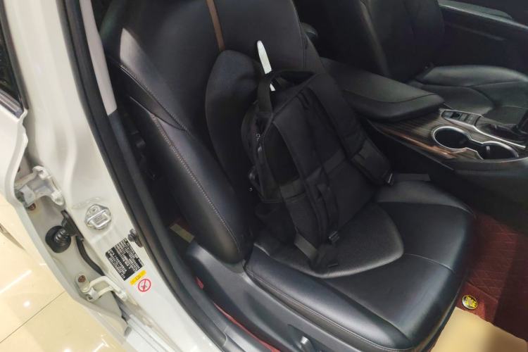 Used Toyota Camry 2018 2.5G Luxury Edition
