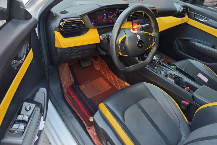 Used Dongfeng Aeolus Yixuan 2023 Mach Edition 1.5T Automatic Pursuit Rider Version
