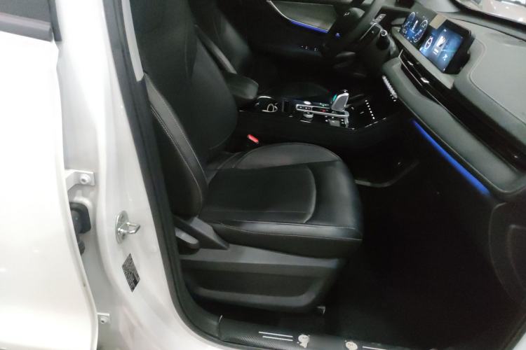 Used Chery Tiggo 8 PLUS 2022 290TGDI DCT Haoting Edition